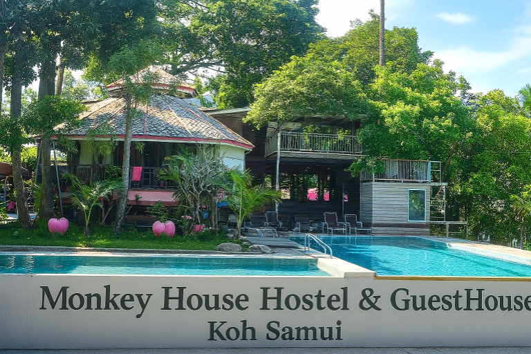 Monkey House Hostel & Guest House