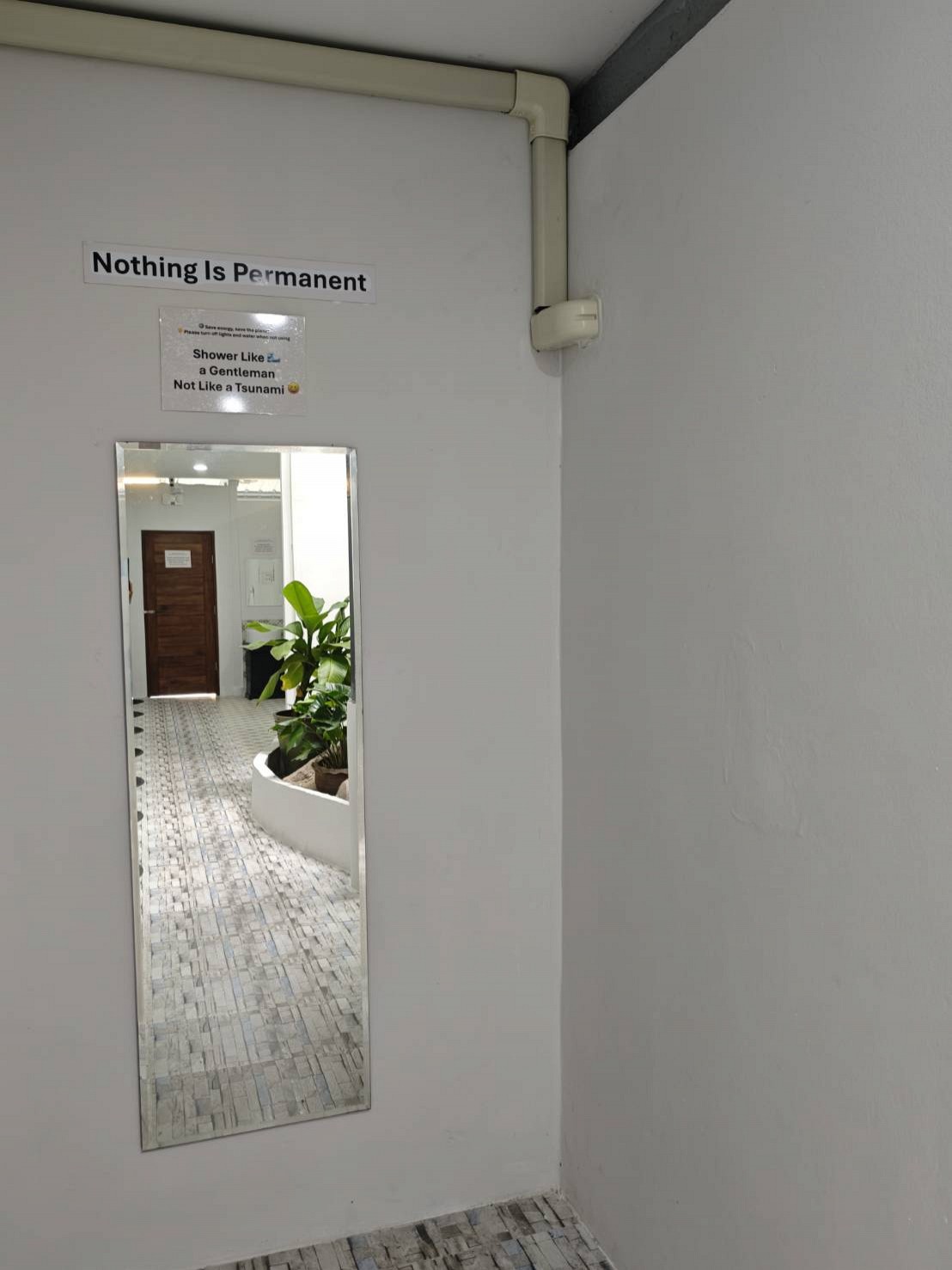 Single Room (Separate Shower, Shared Toilet) – Room Only