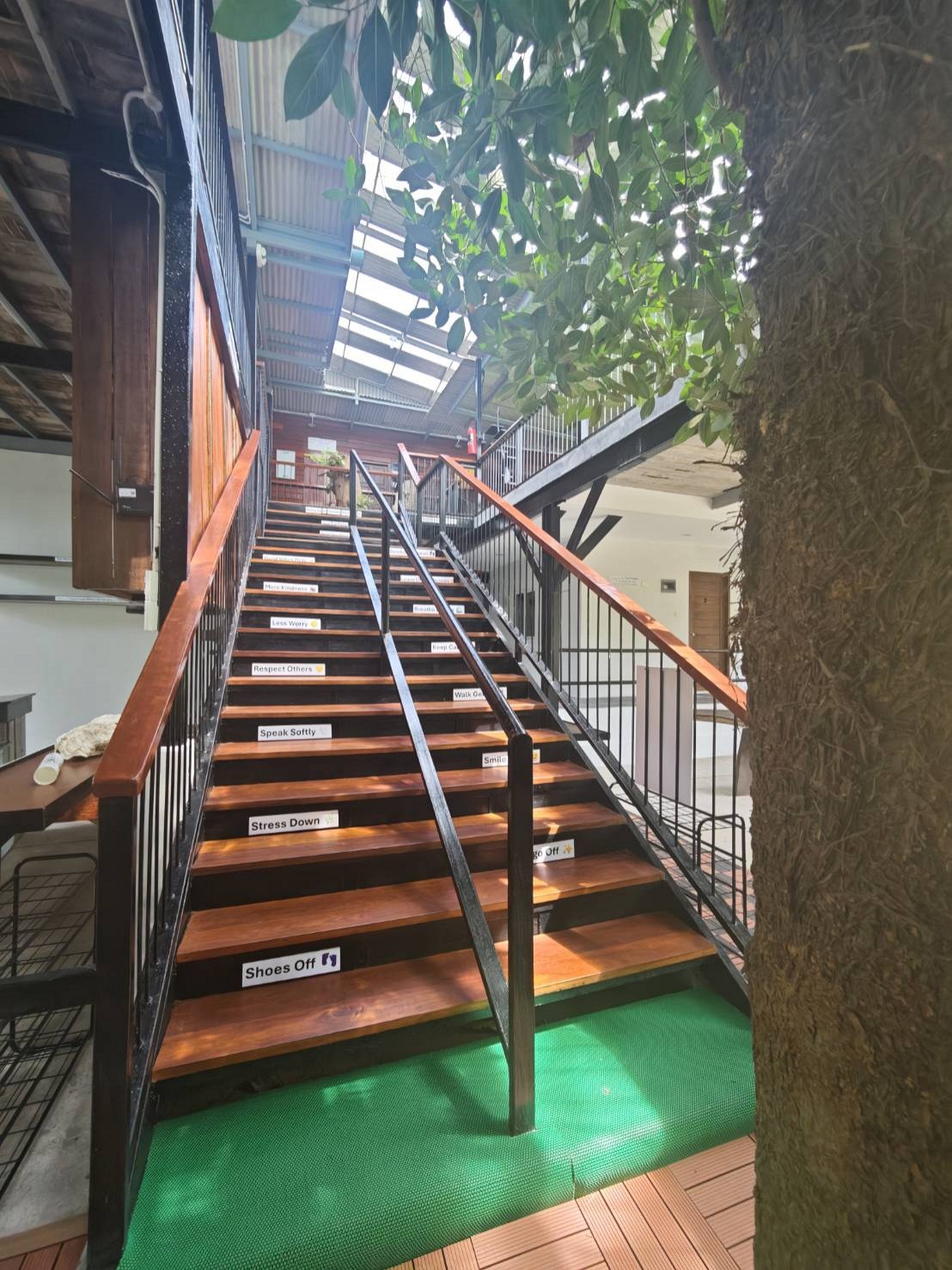 Twin Room (Separate Shower, Shared Toilet) – Room Only