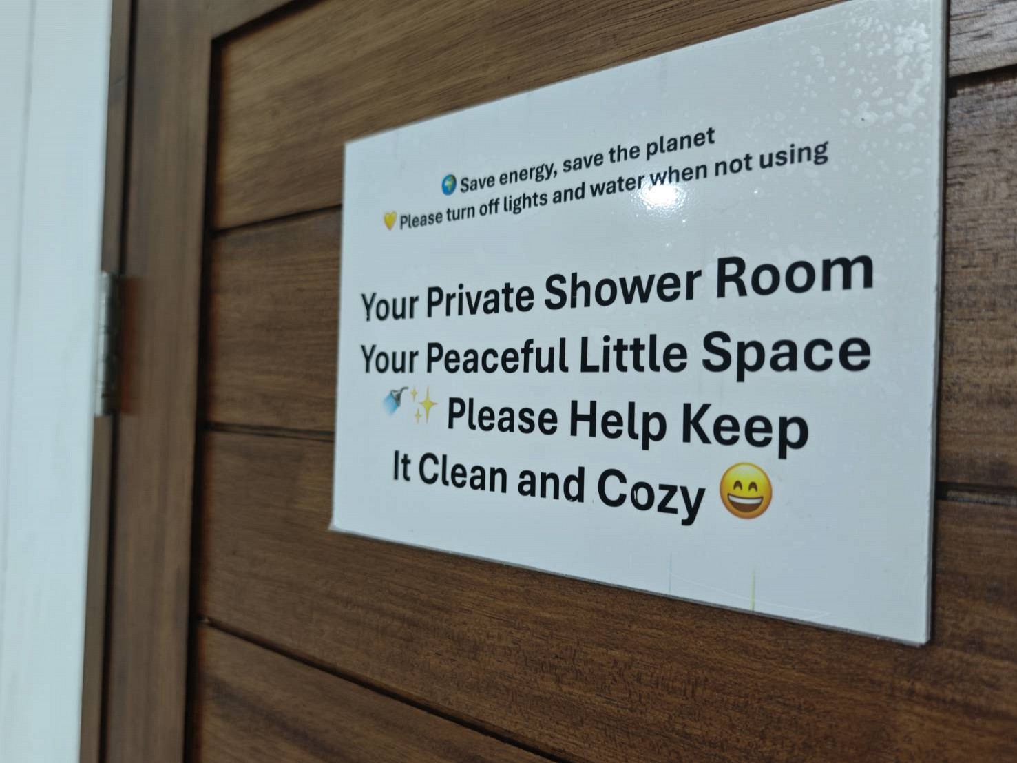 Twin Room (Separate Shower, Shared Toilet) – Room Only