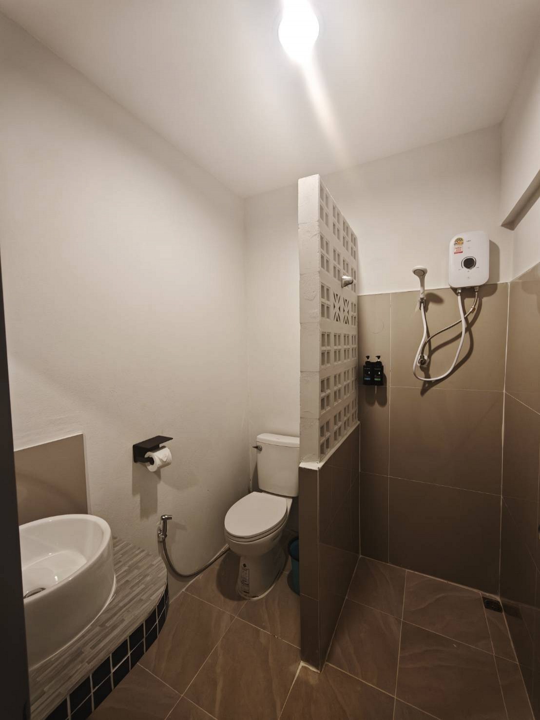 Double Room (Attached Shower, Shared Toilet) – Room Only