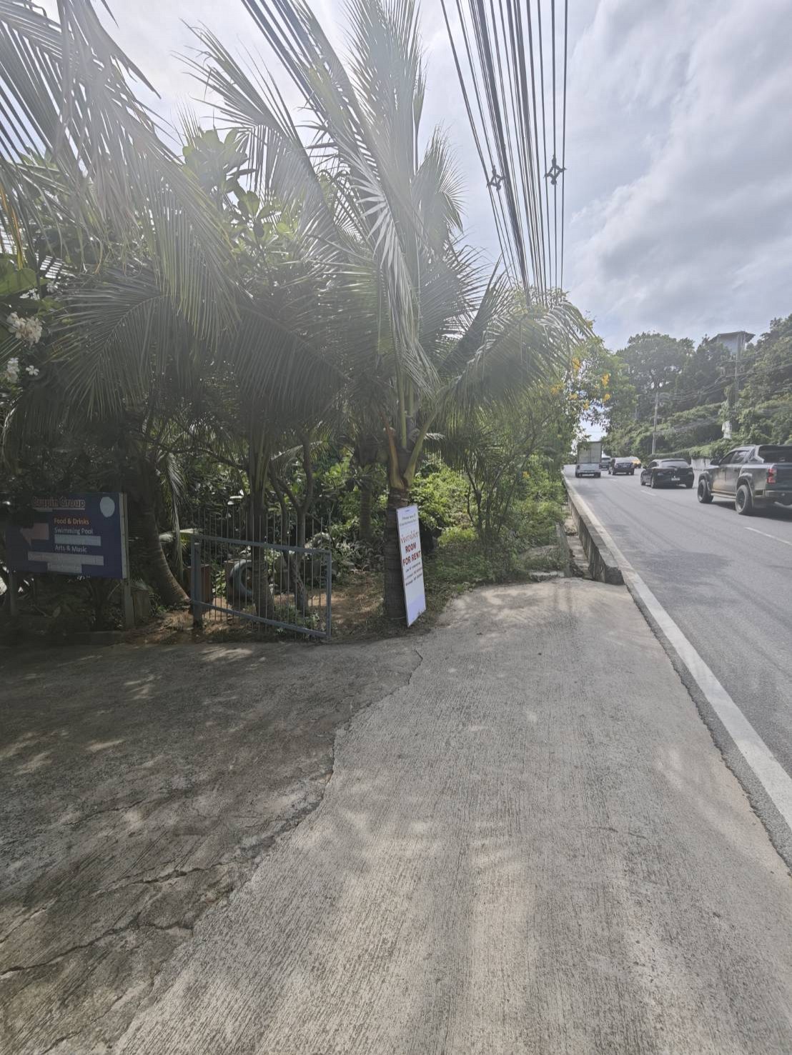 Monkey House – Budget Friendly Boutique Stay in Koh Samui