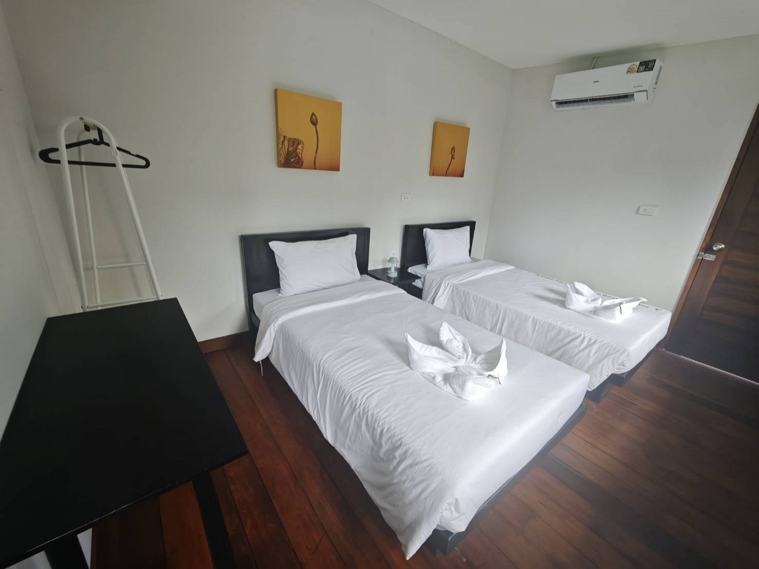 Monkey House – Budget Friendly Boutique Stay in Koh Samui